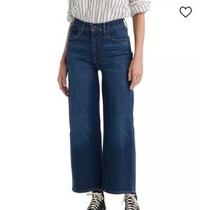 Levi’s Ribcage Straight Ankle Jeans